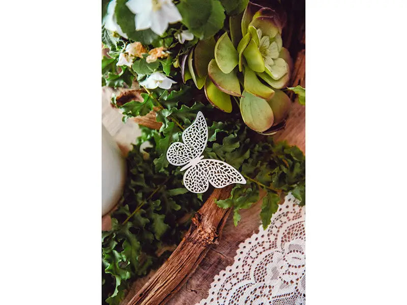 Paper Decorations Butterfly 8 x 5cm (1 pkt / 10 pc.)