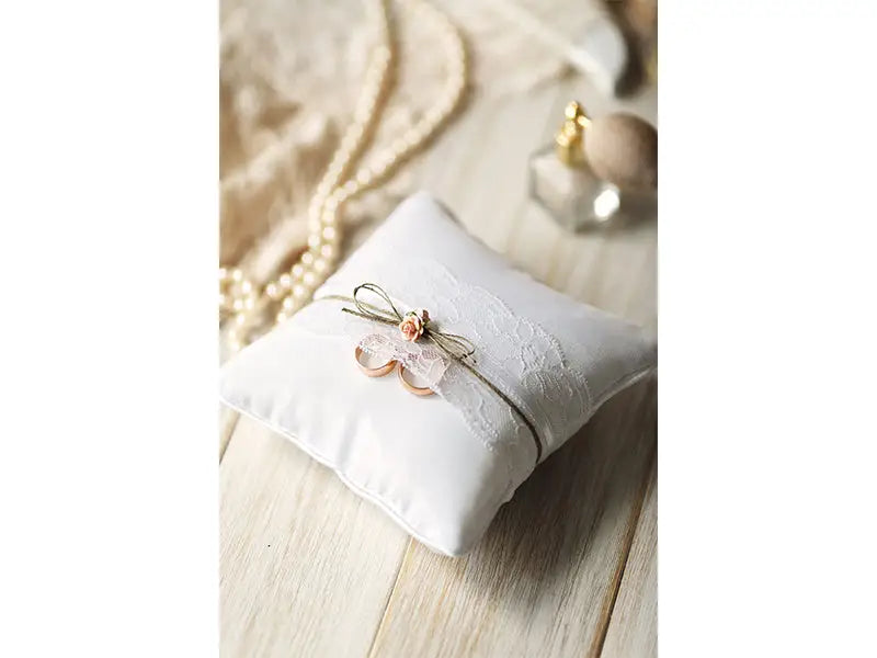 Ring bearer pillow white 16 x 16cm