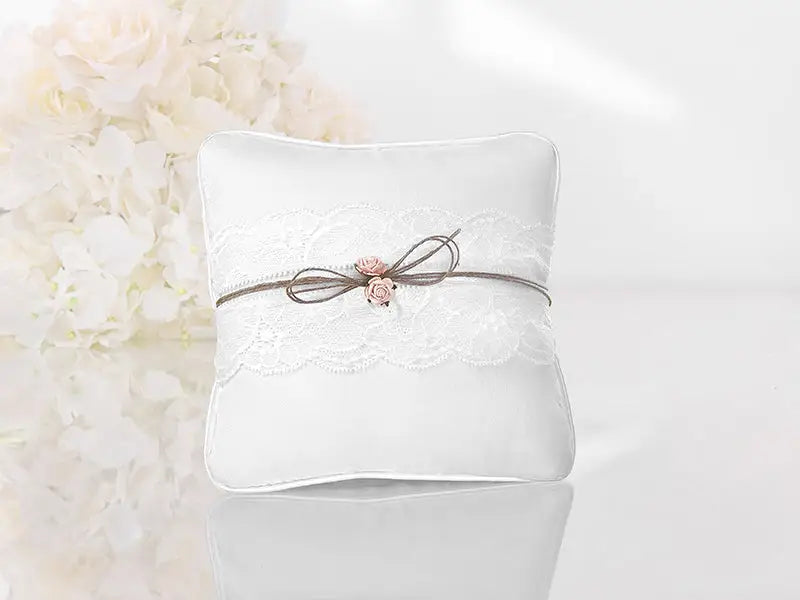 Ring bearer pillow white 16 x 16cm