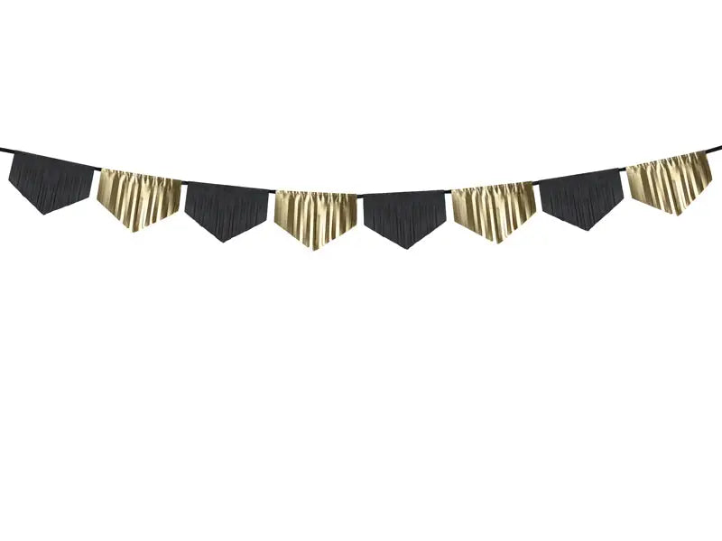 Scalloped fringe garland mix